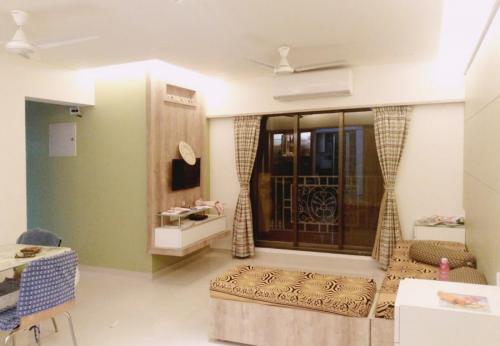 store_interior_10